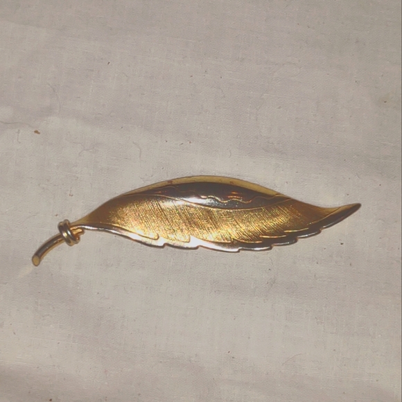 Giovanni vintage leaf brooch - Picture 3 of 15